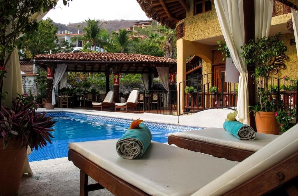 Hotel Villas Las Azucenas Zihuatanejo – Ixtapa / Zihuatanejo Budget Hotels